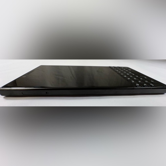 BlackBerry Key2 - Picture 5 of 6